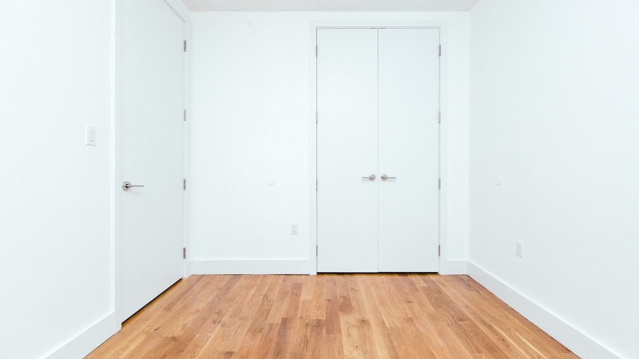 876 Bergen St #6F - Photo 2 of 20