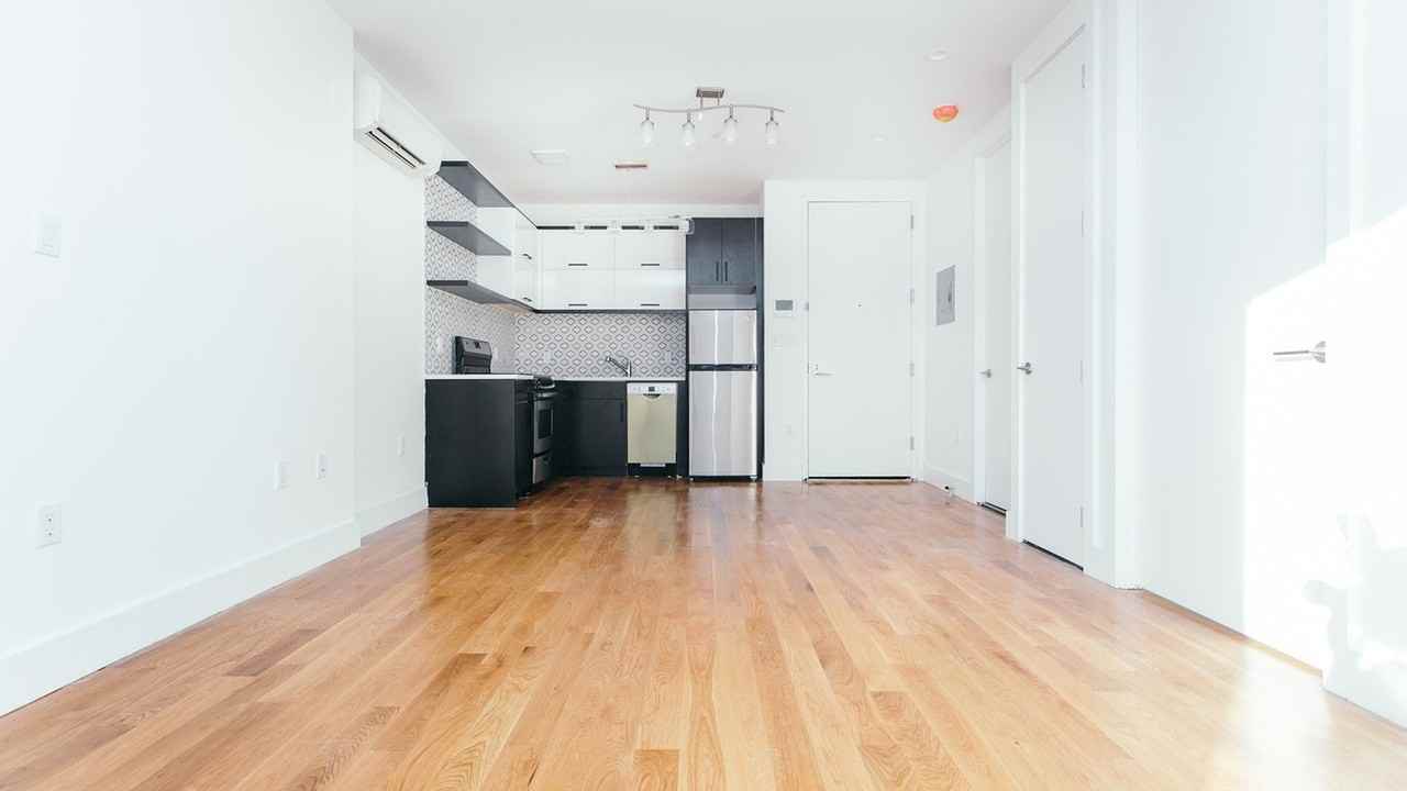 876 Bergen St #6F - Photo 3 of 20