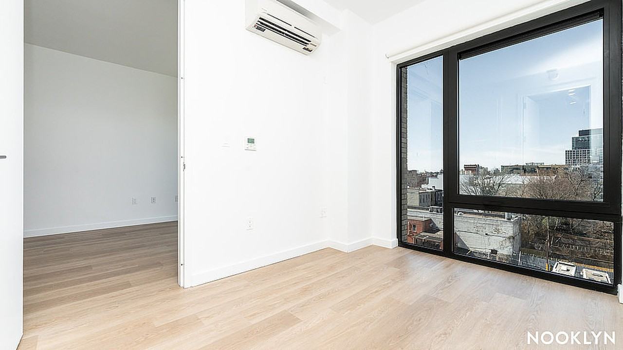 527 Grand Ave #901 - Photo 7 of 20