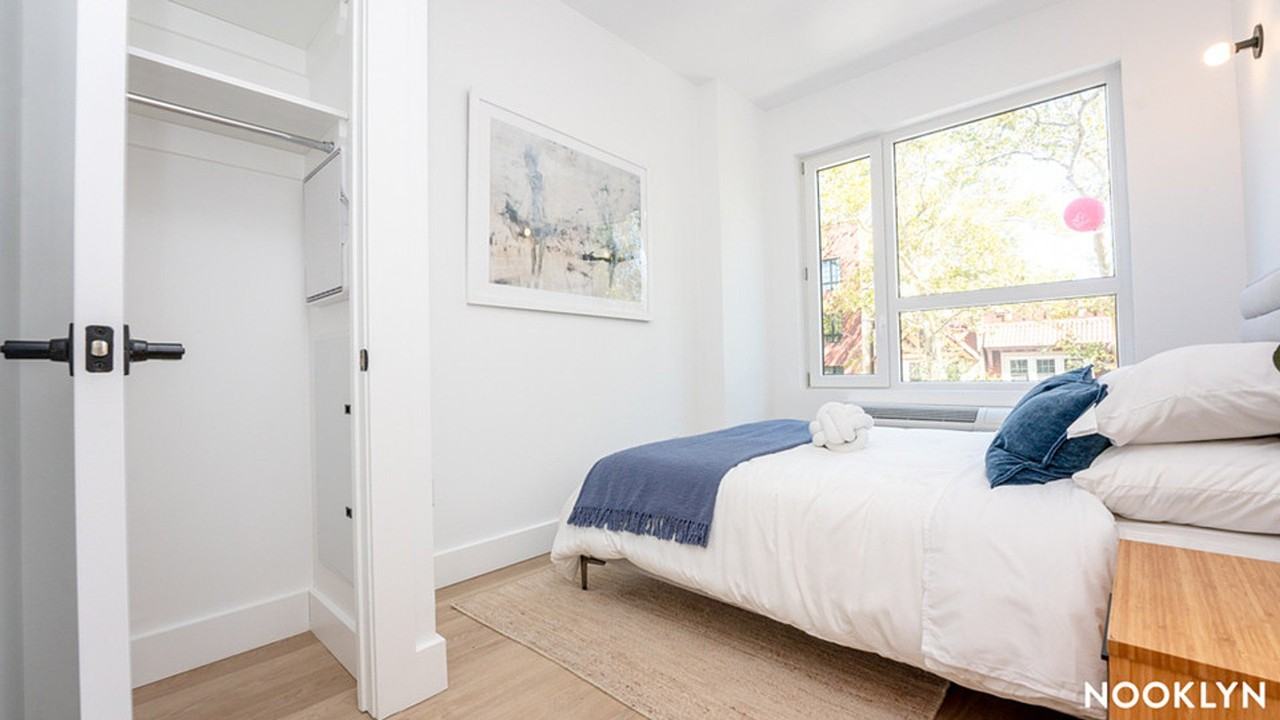 1042 President St #5F - Photo 6 of 20