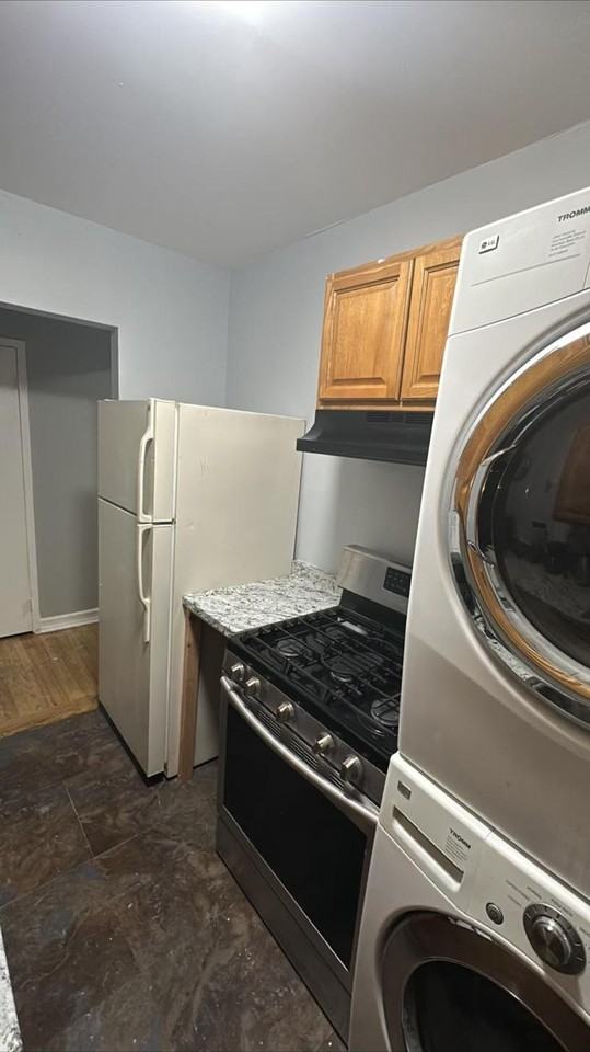 1200 Woodycrest Ave #2F - Photo 2 of 20