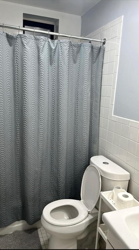 1200 Woodycrest Ave #2F - Photo 5 of 20