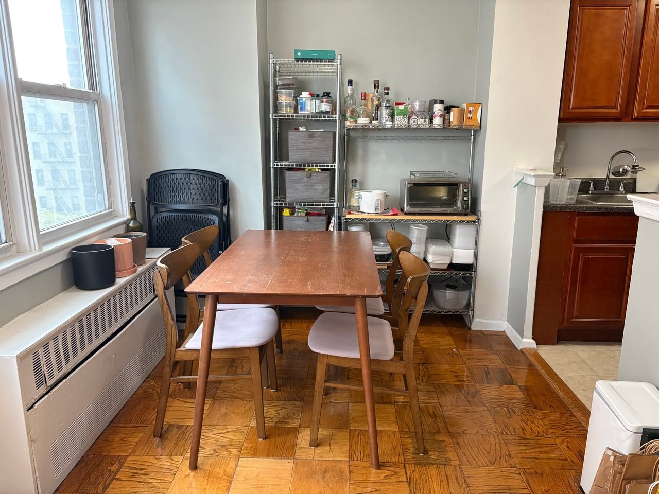 580 Flatbush Ave - Photo 4 of 7
