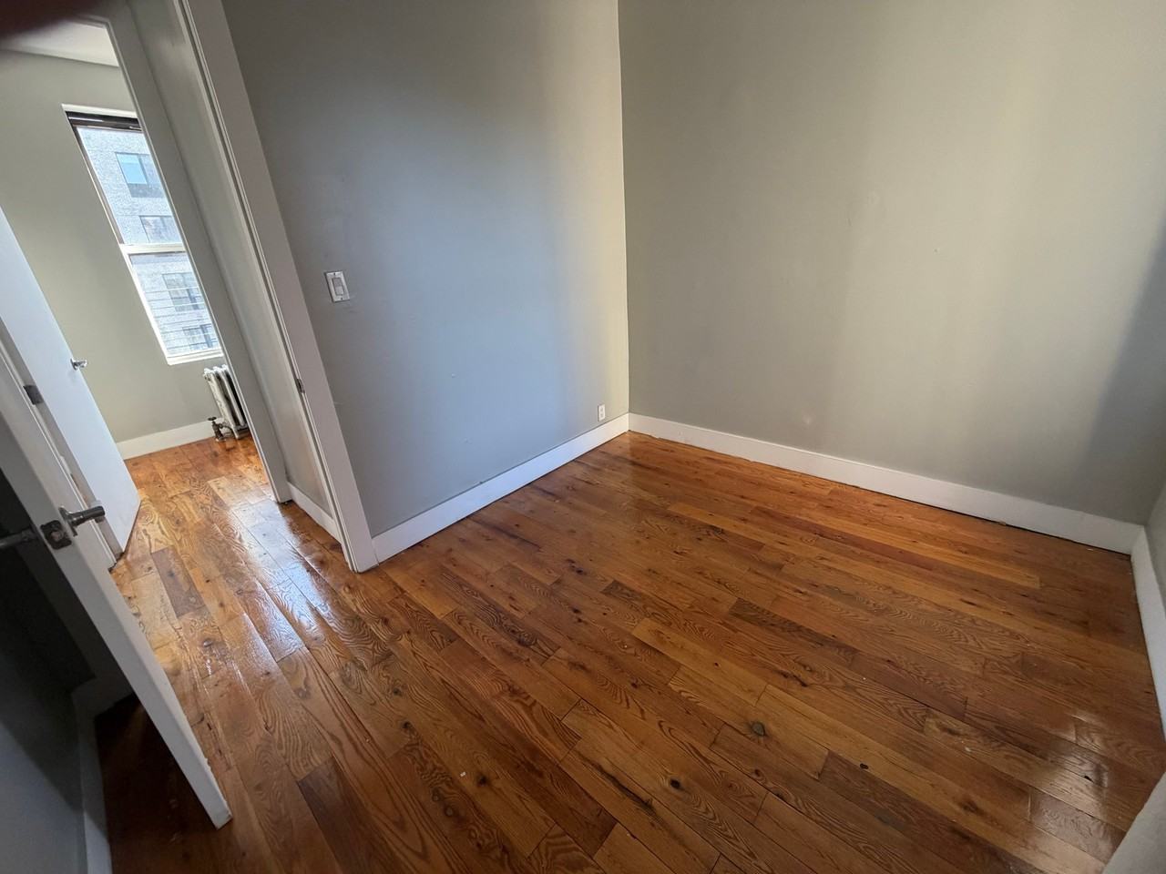 295 E 149th St #17 - Photo 4 of 8