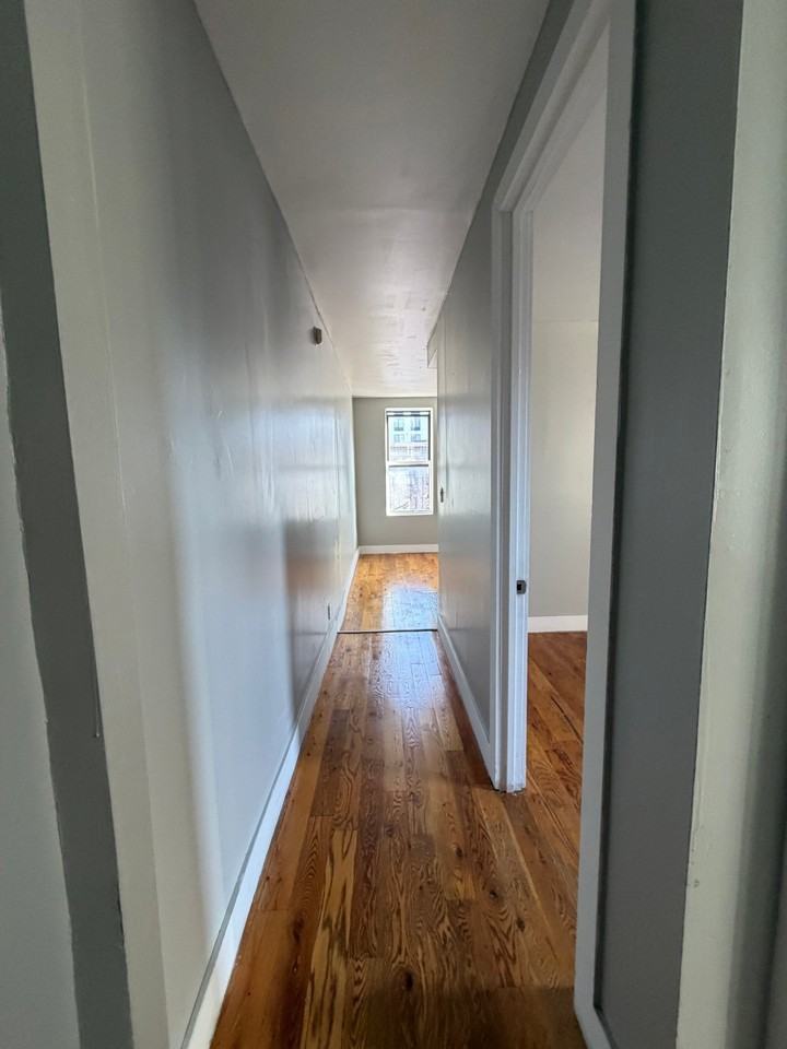 295 E 149th St #17 - Photo 7 of 8