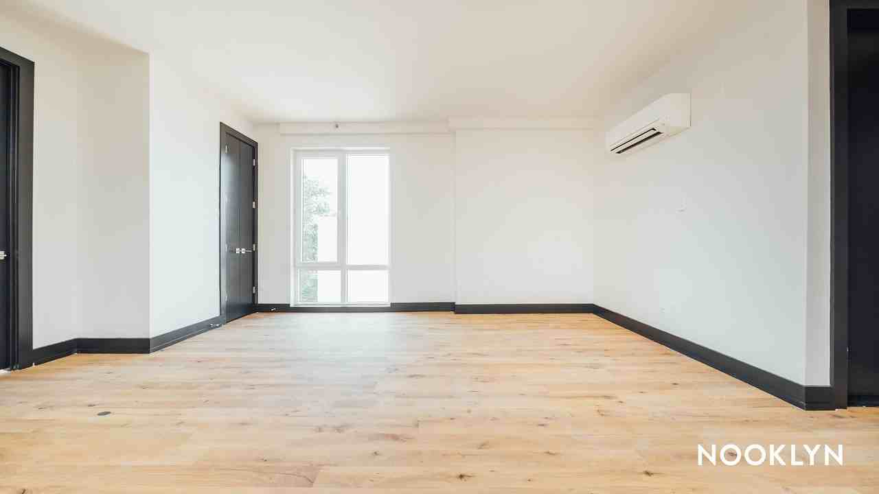 1270 New York Ave #503 - Photo 2 of 20