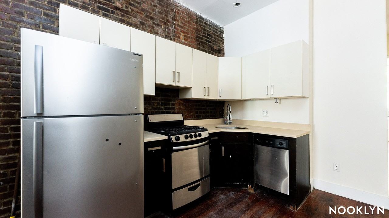 38 Nostrand Ave #2 - Photo 5 of 15