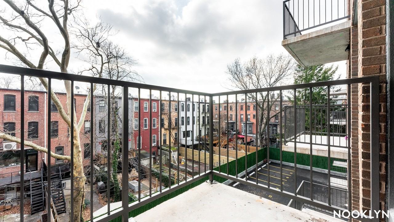 654 Madison St #5F - Photo 7 of 20