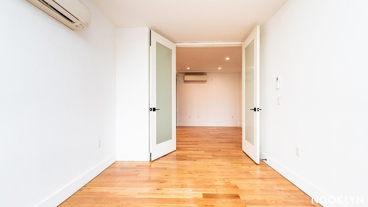 19 E 31st St #4B - Photo 4 of 20