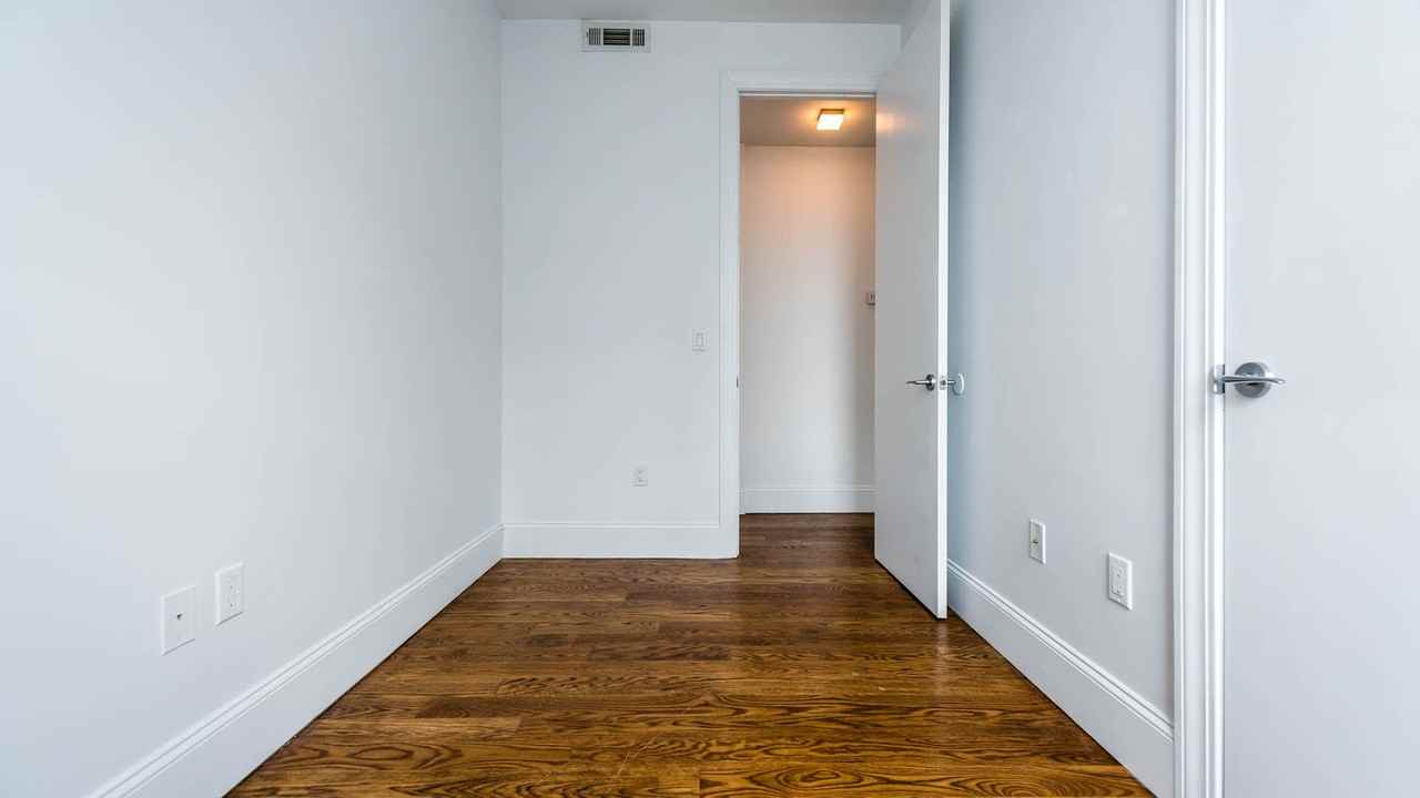 16 Putnam Ave #5F - Photo 3 of 20