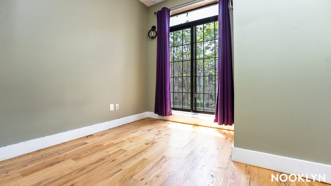 1815 Putnam Ave #C3 - Photo 7 of 20