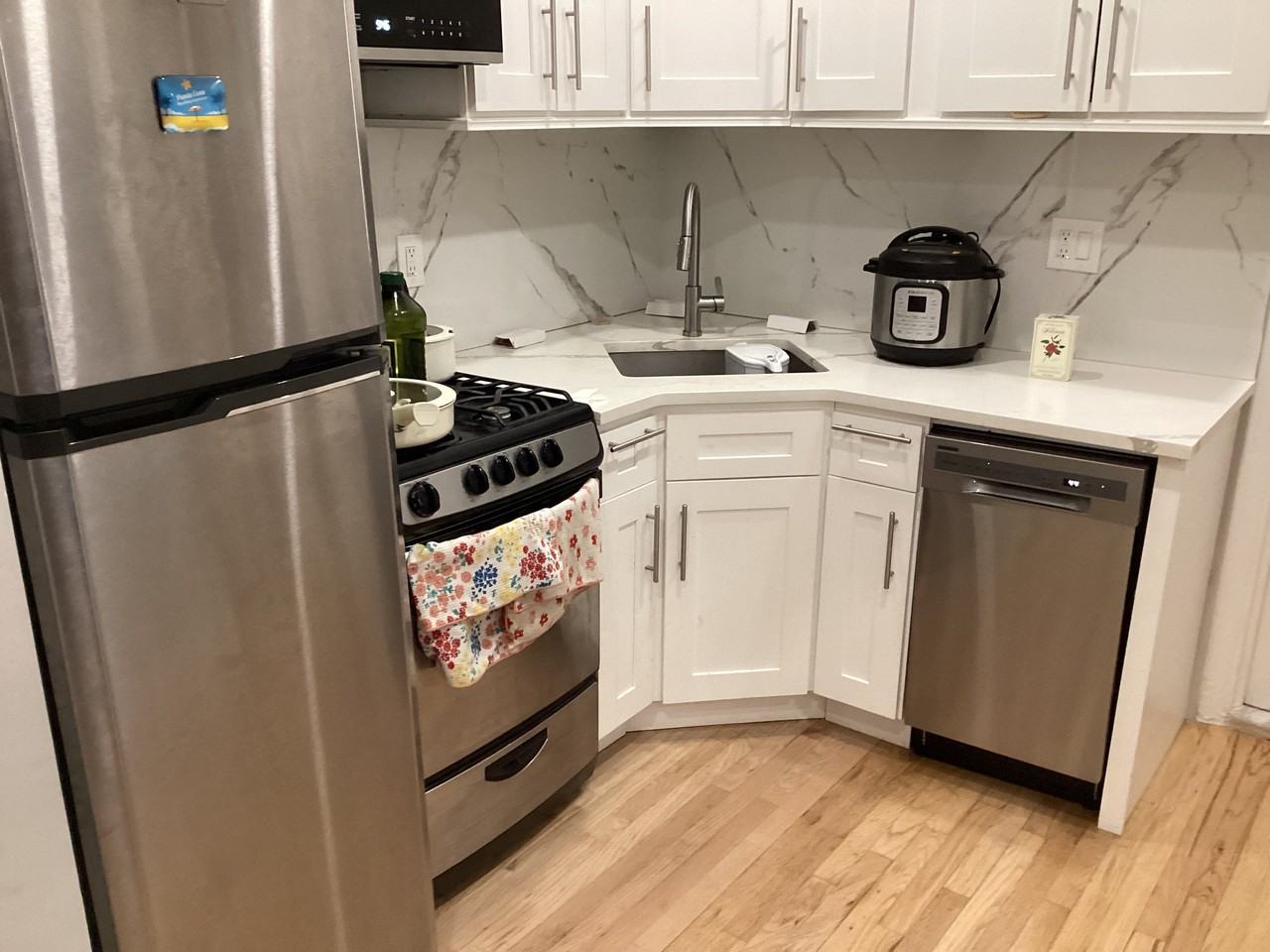 42 Mulberry St #D - Photo 5 of 10