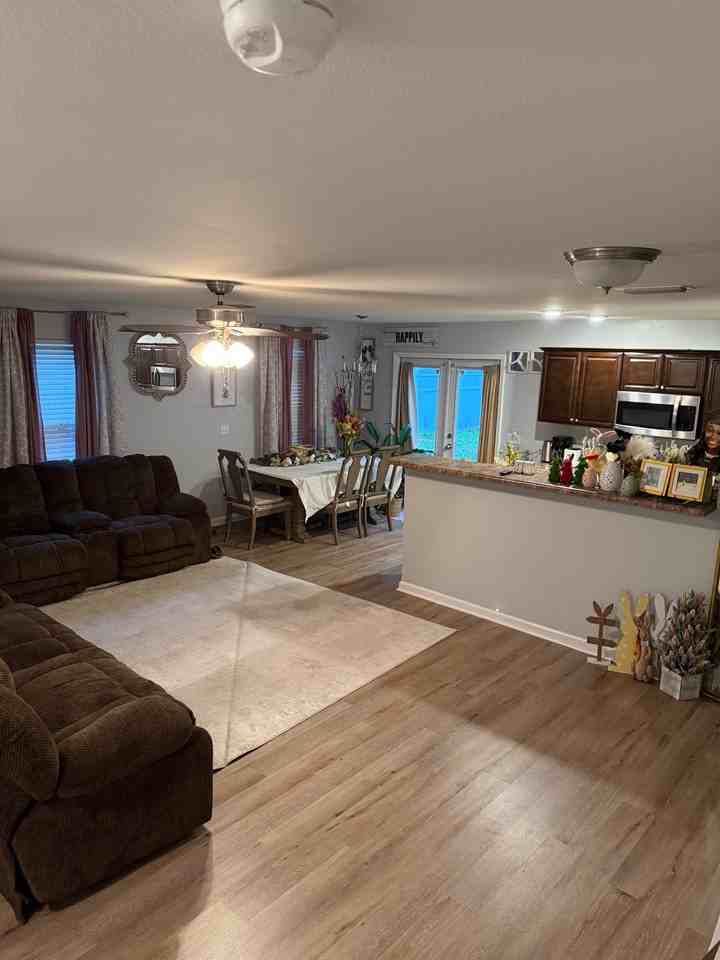 6298 Rivers Landing Ct - Photo 2 of 9