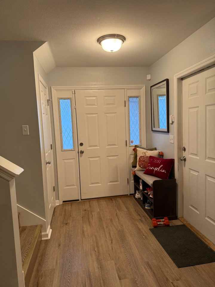 6298 Rivers Landing Ct - Photo 3 of 9