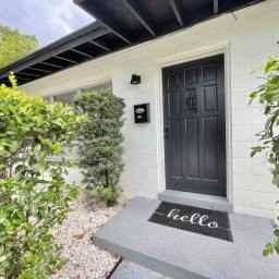 1213 Corbett Ln - Photo 3 of 9