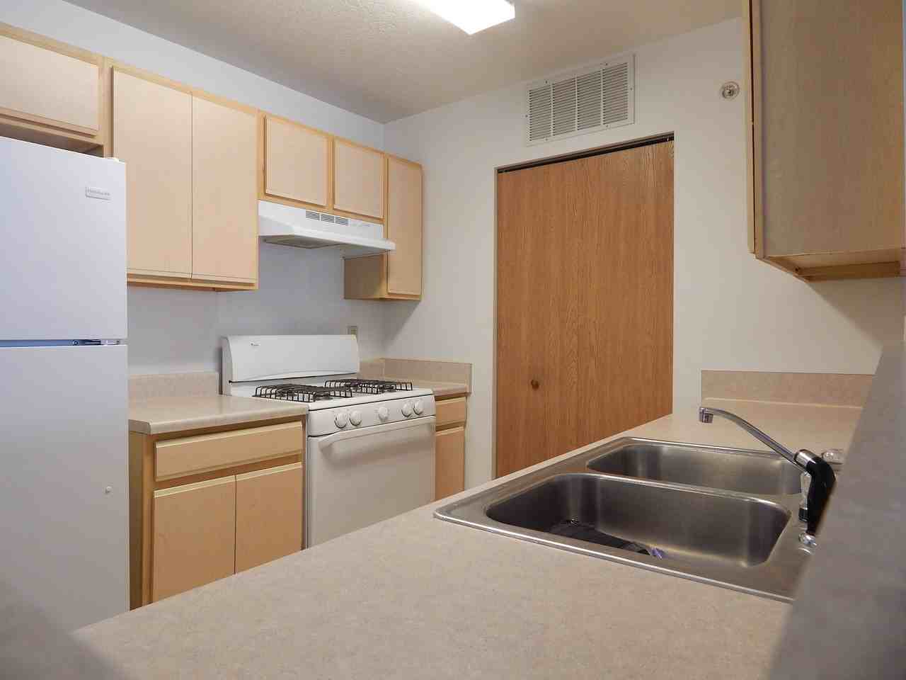 1112 W 4th St #1100-1D - Photo 4 of 11