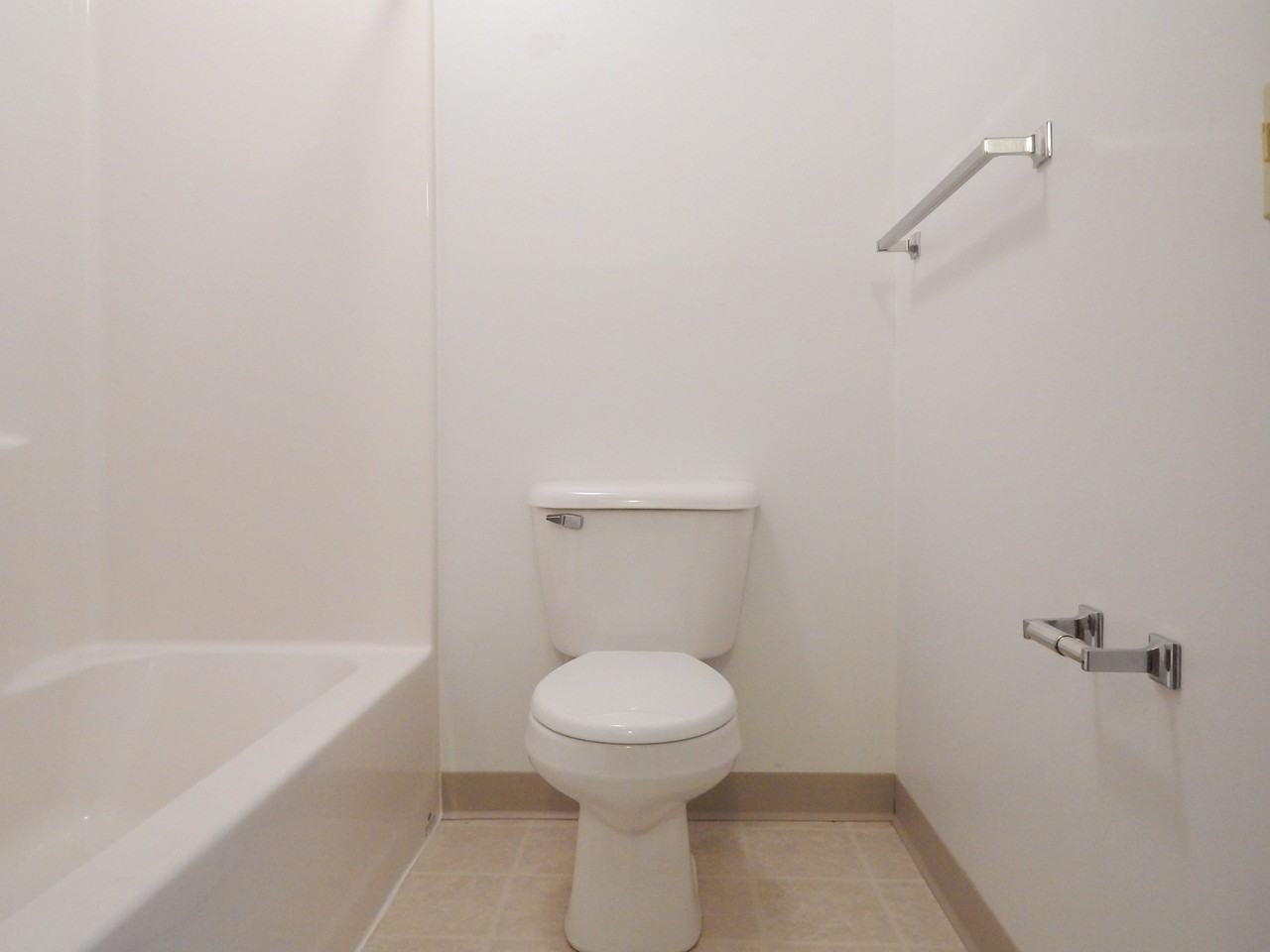 1112 W 4th St #1100-2B - Photo 6 of 11