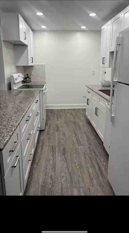 1501 Curlew Ave - Photo 6 of 20