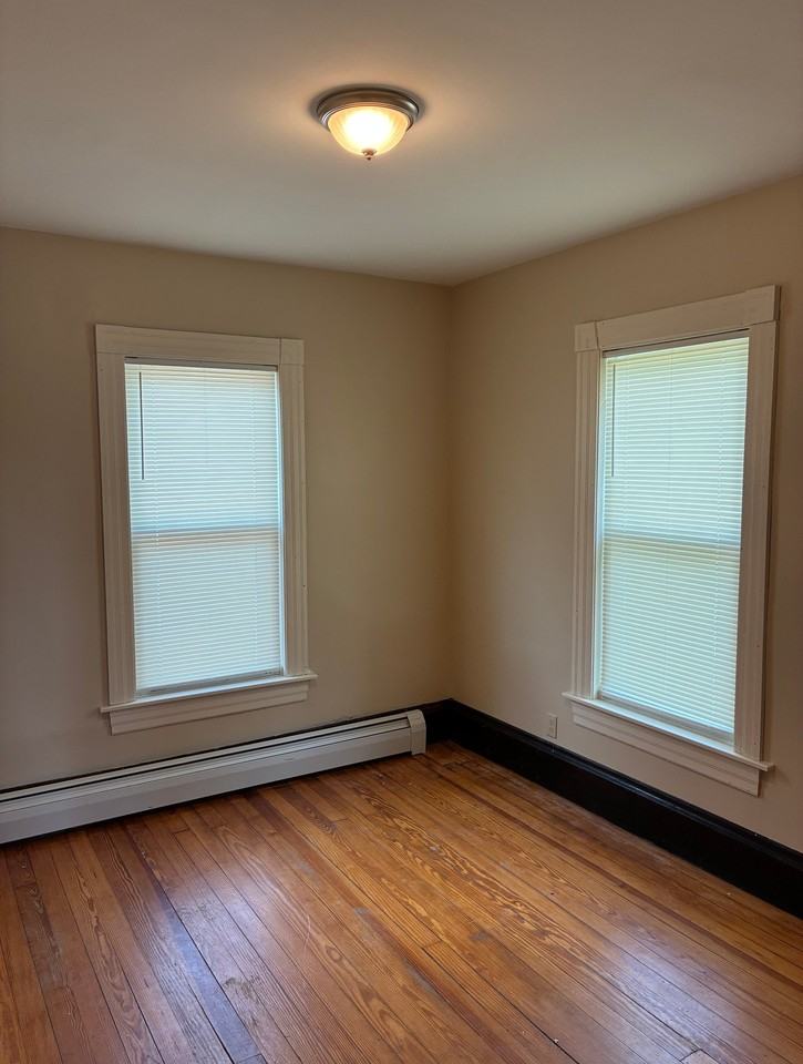 19 Gates St - Photo 5 of 7