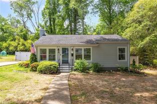 2109 Cleburne St - Photo 1 of 1