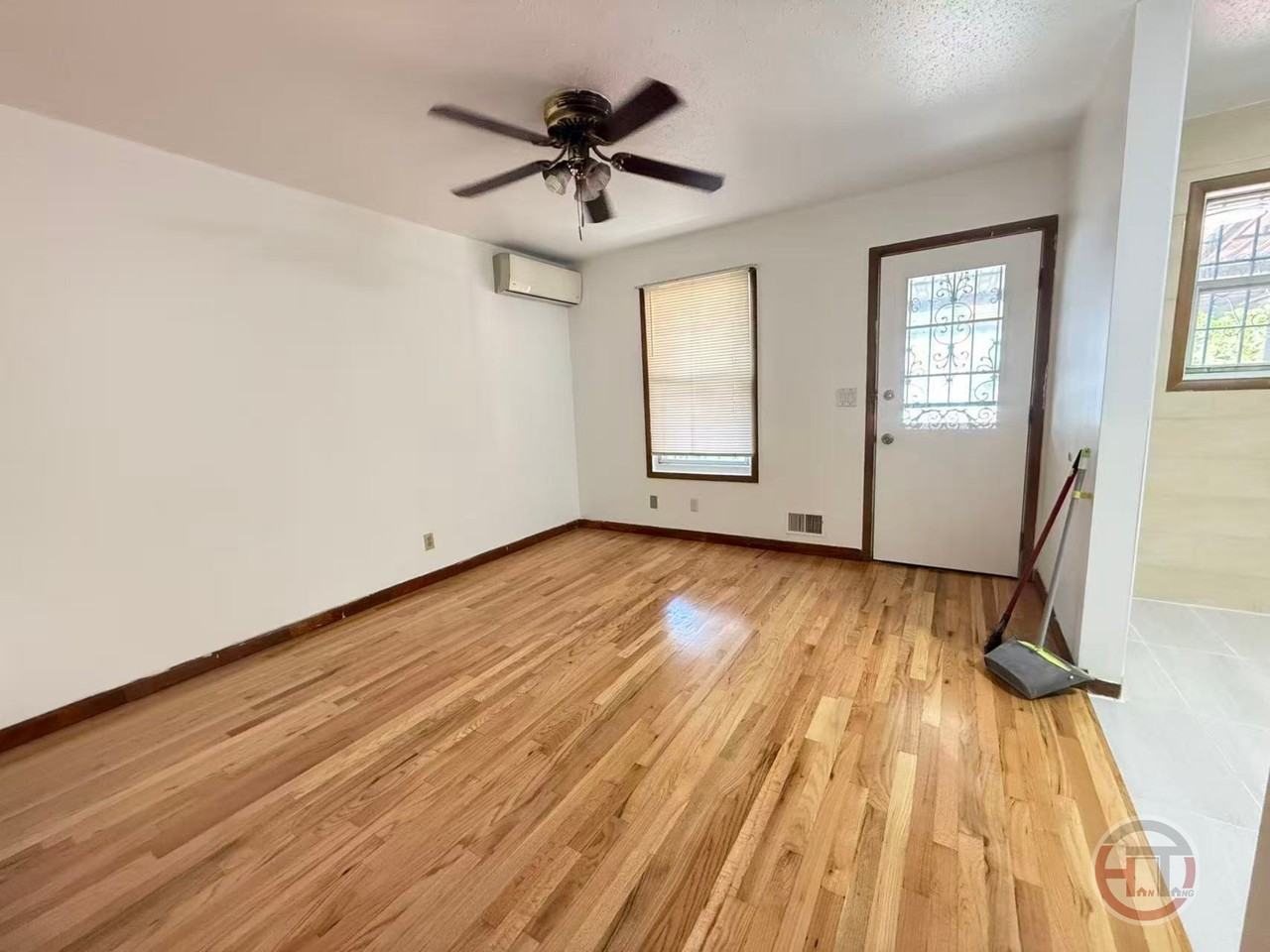 2043 Hermany Ave #1 - Photo 7 of 10