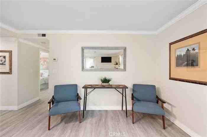 6521 Chapman Ave - Photo 3 of 29