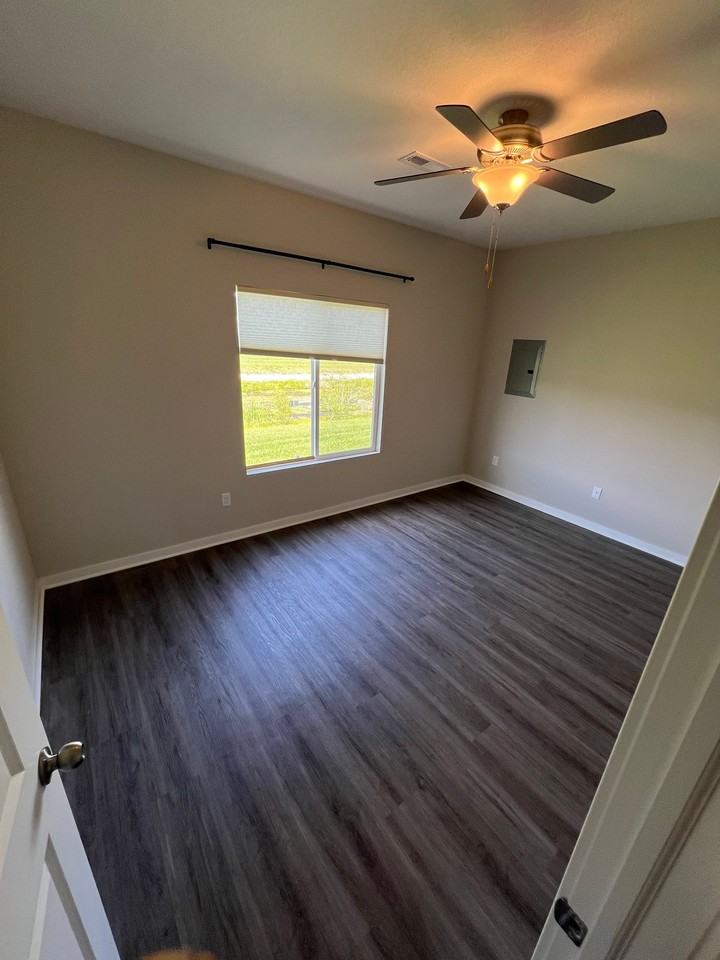 12058 W Shadow Lakes St - Photo 7 of 15