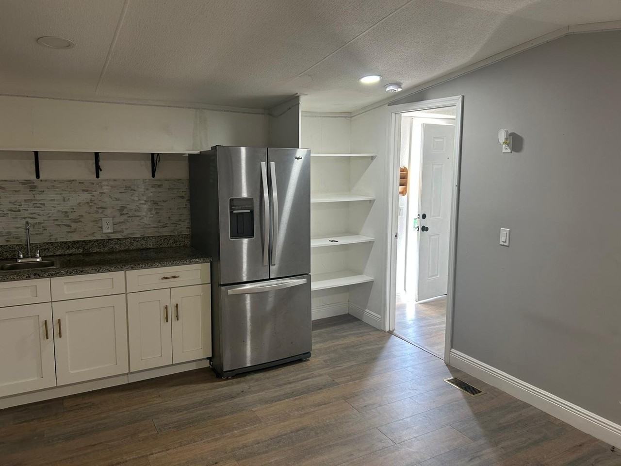 4770 Naranja Way #B - Photo 4 of 8