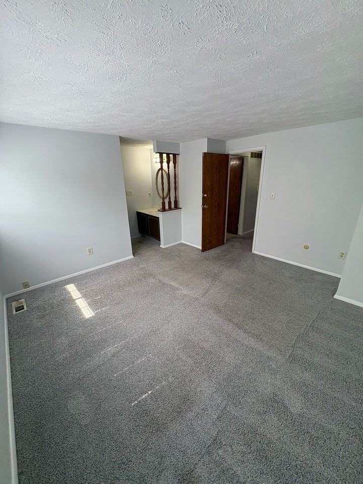 6159 E 96th Pl - Photo 7 of 16