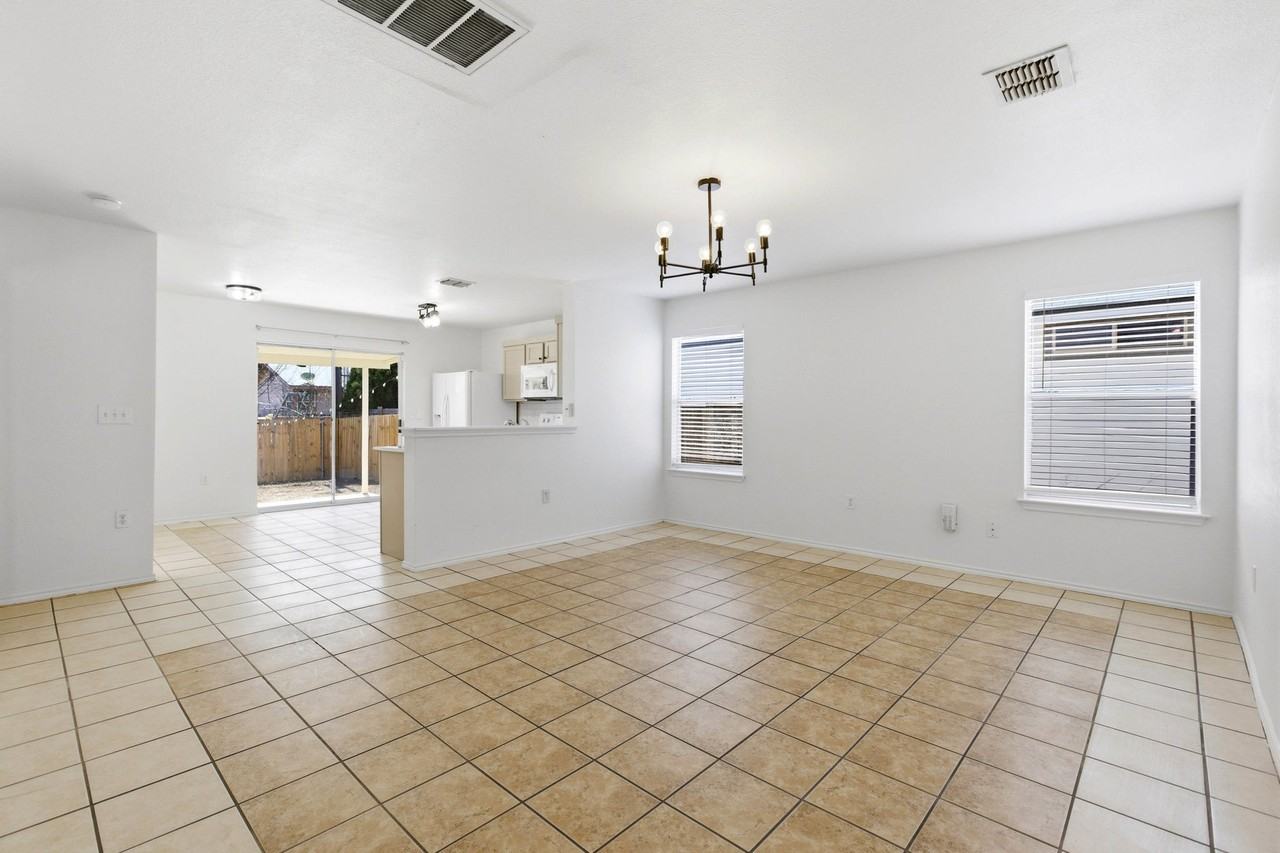 6611 Walnut Valley Dr - Photo 5 of 20