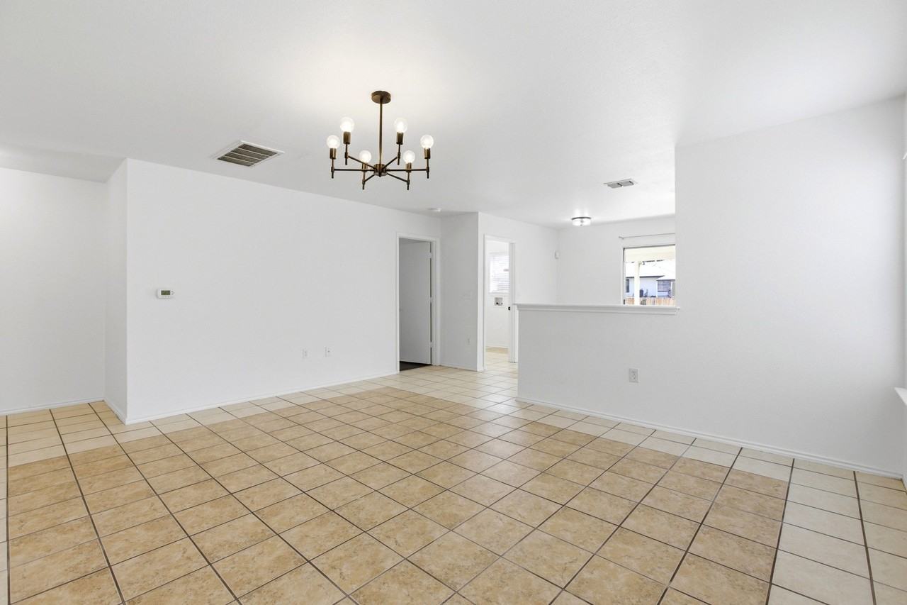 6611 Walnut Valley Dr - Photo 6 of 20