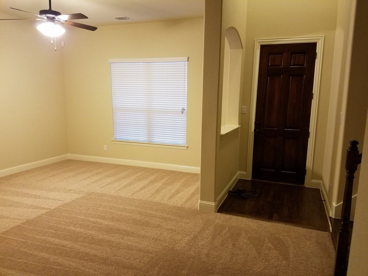 837 Rohan Dr - Photo 2 of 15