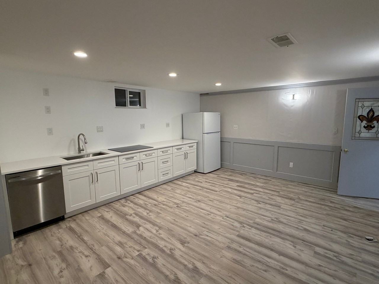 235 Coral Way - Photo 2 of 8