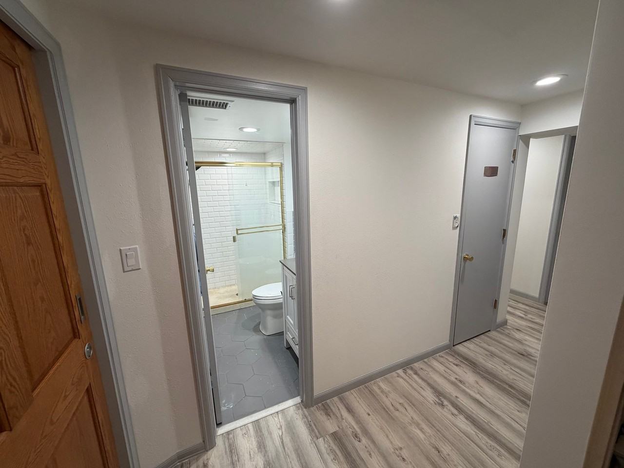 235 Coral Way - Photo 4 of 8
