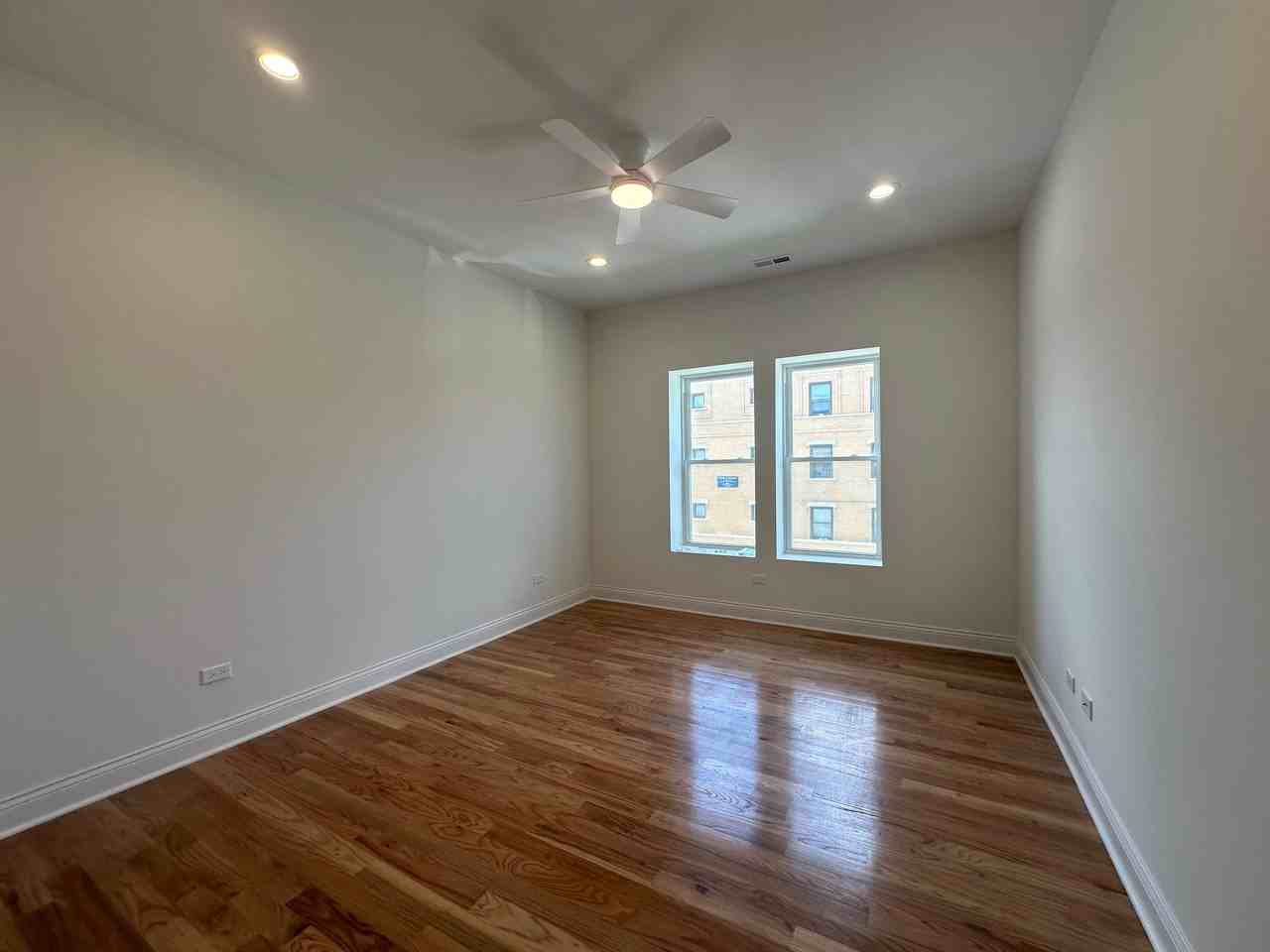 5678 W Washington Blvd #3 - Photo 6 of 8
