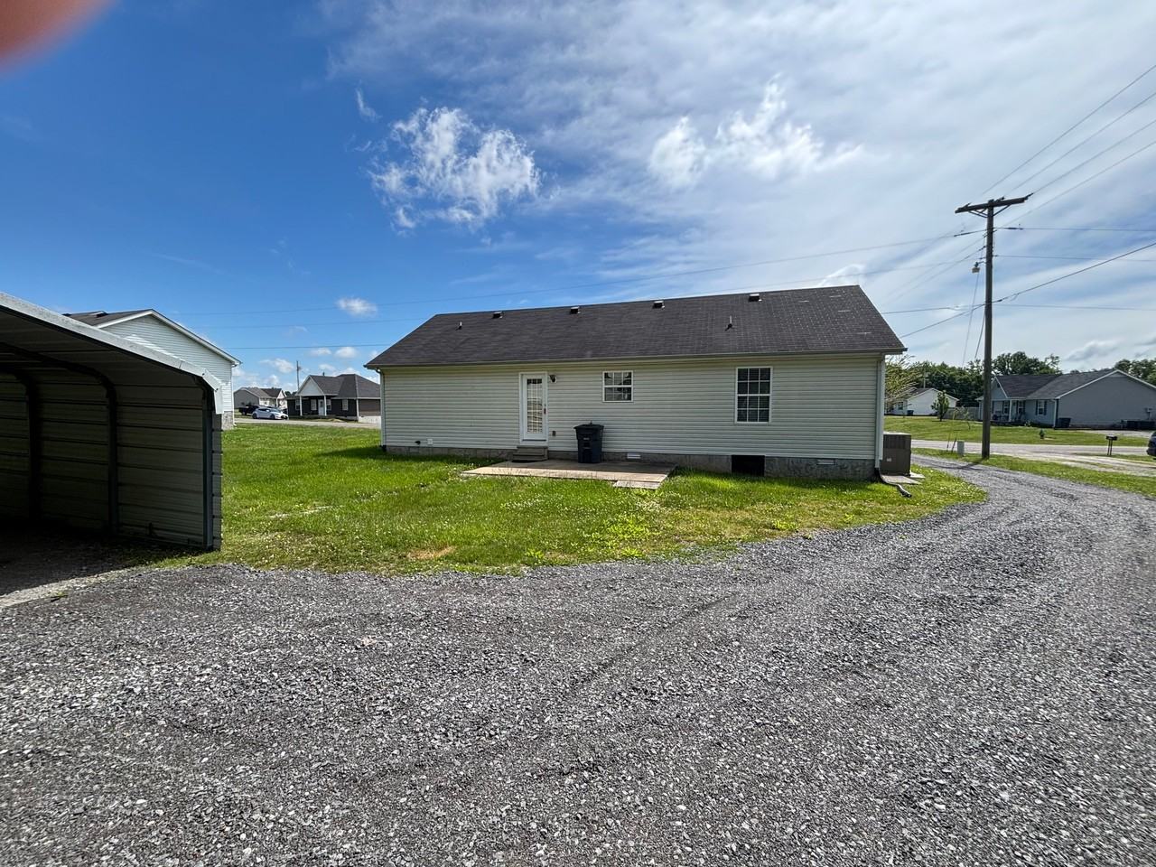 84 Kristen Dr - Photo 3 of 15