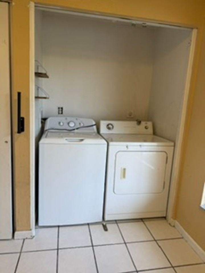 1527 Schoolhouse St #A3 - Photo 5 of 8