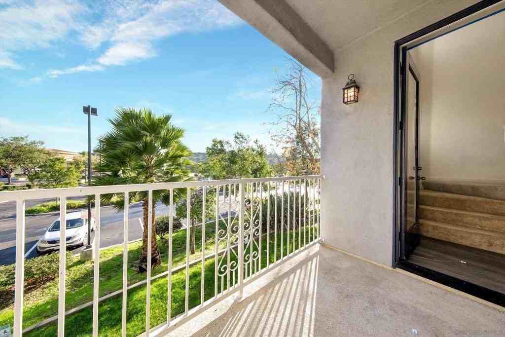1583 Sumac Pl - Photo 2 of 16