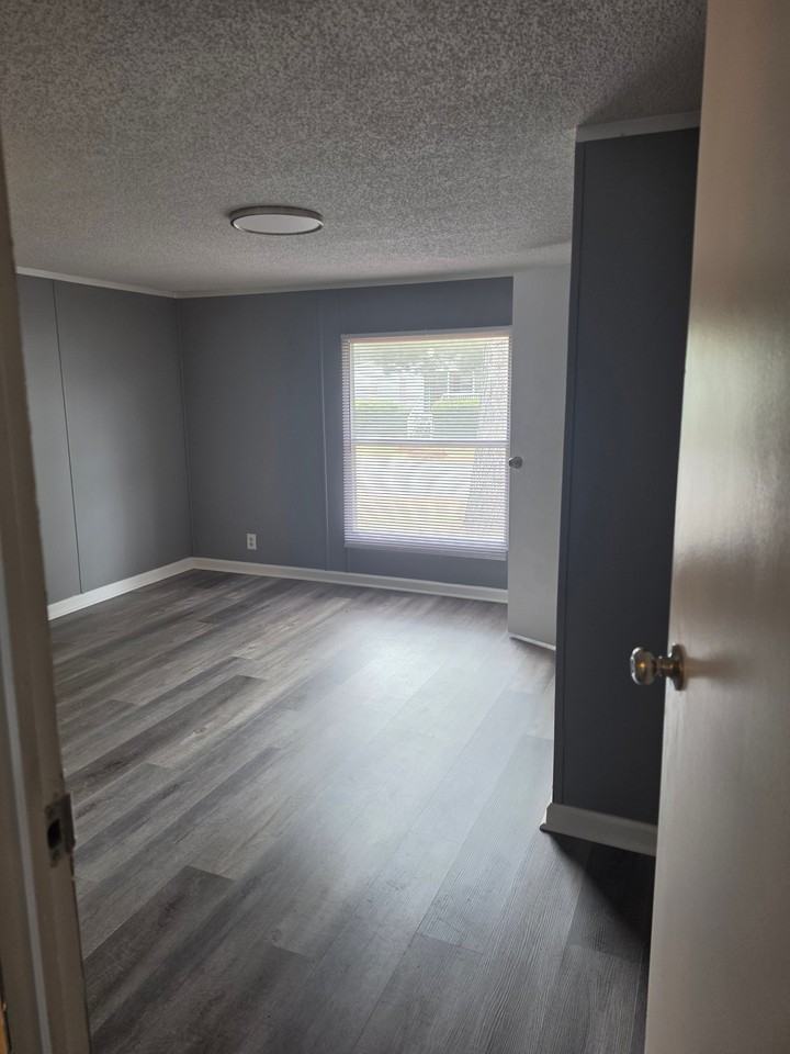 3006 Amberjack Rd #176 - Photo 5 of 14