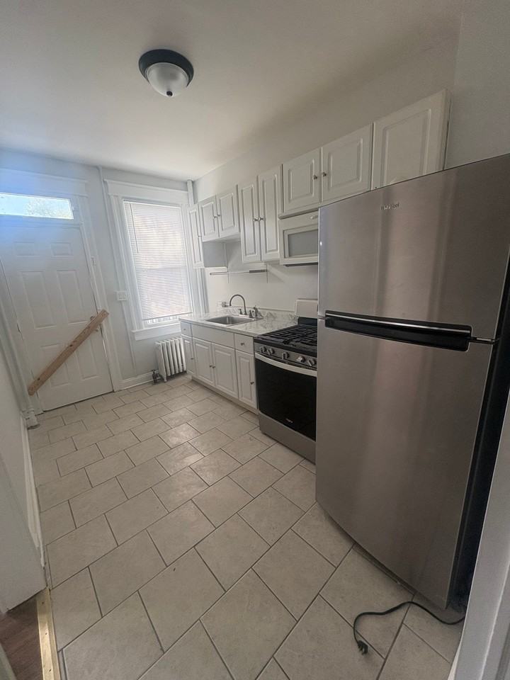 22 S Tremont Rd - Photo 5 of 19