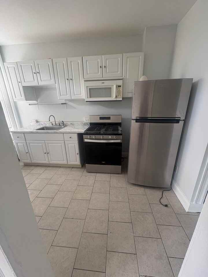 22 S Tremont Rd - Photo 6 of 19