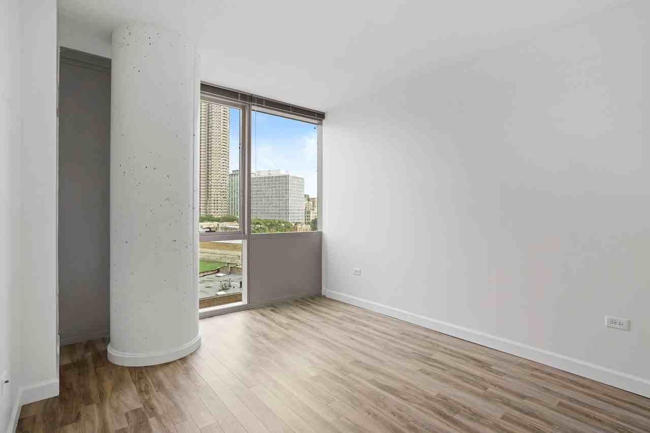 3746 N Halsted St - Photo 7 of 17