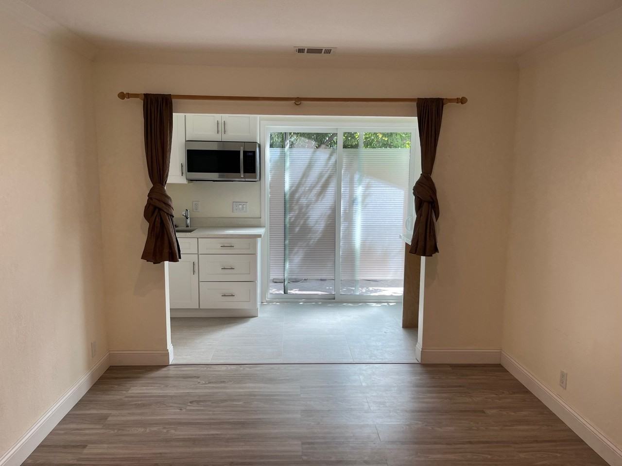 4512 Darcelle Dr #1 - Photo 3 of 6