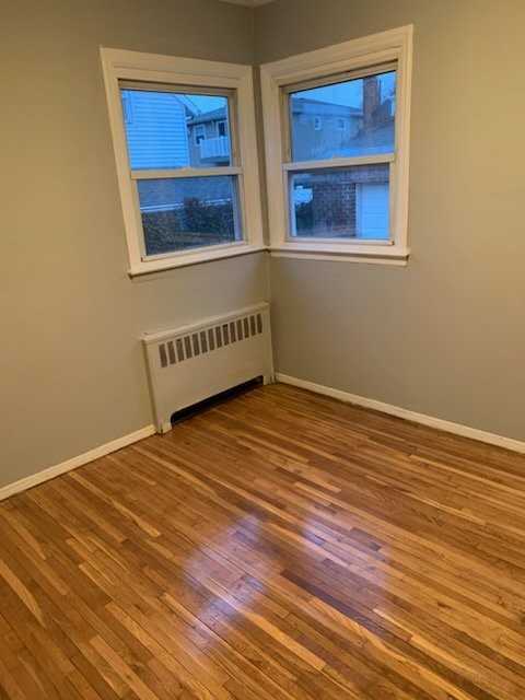 259-62 148Ave #1 - Photo 3 of 6
