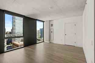 238 W Polk St - Photo 1 of 1