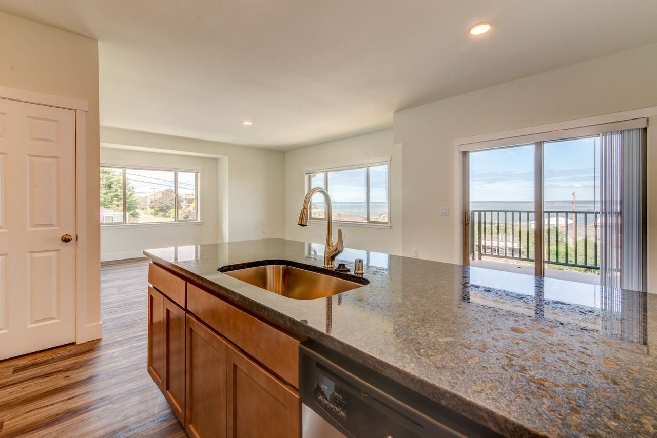 700 N State St #101 - Photo 2 of 4