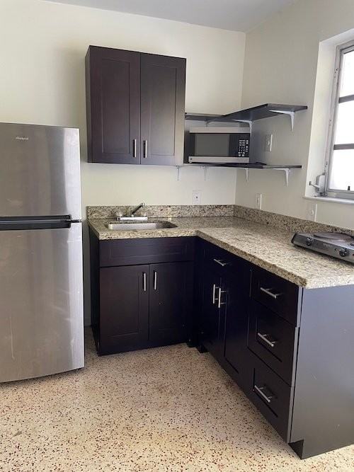 2815 Sw 37th Ct #2 - Photo 2 of 14