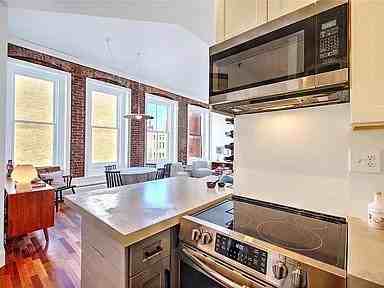 385 Westminster St #4E - Photo 7 of 20