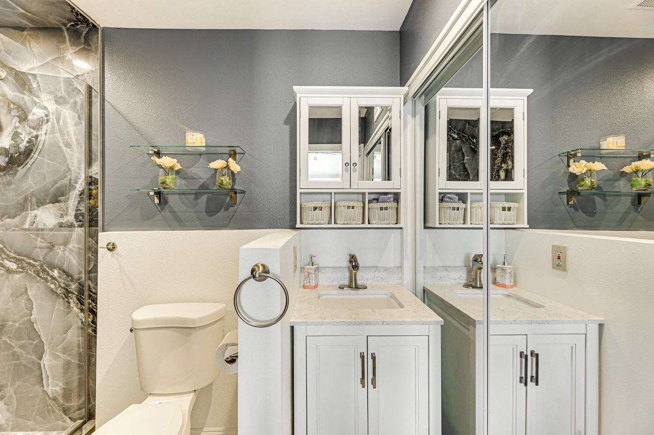 645 W Portobello Ave #B - Photo 7 of 13