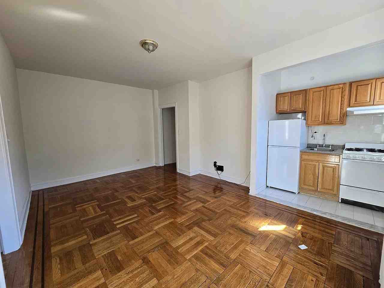 23 26th Ave - Photo 2 of 6